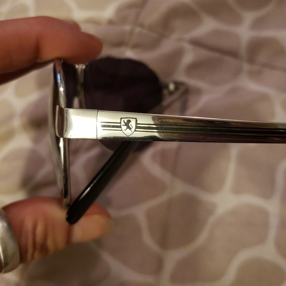 Sunglasses - Picture 5 of 8